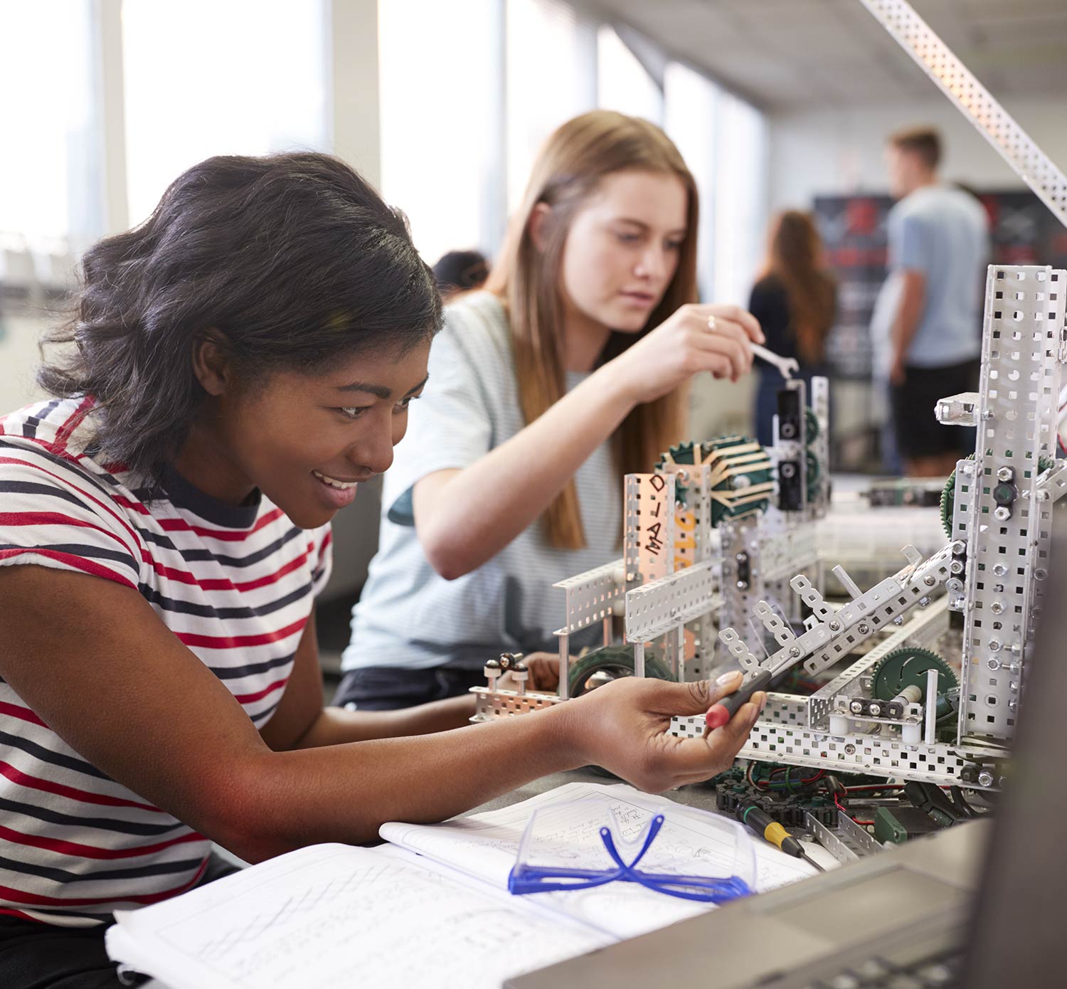 Career Girls in a lab